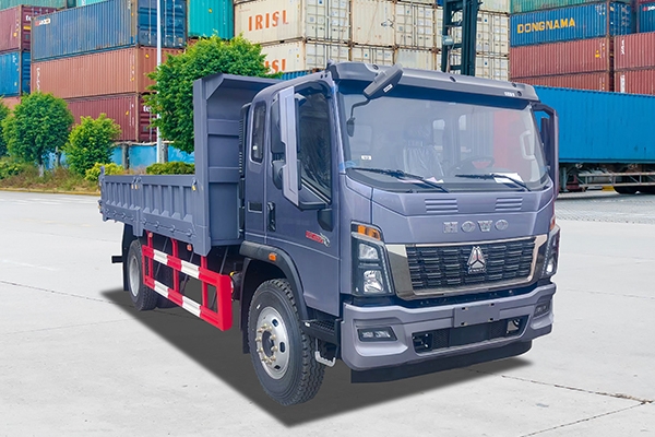 中輕卡自卸車(chē)